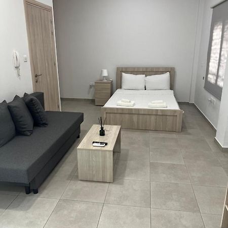 Modern City Center Studio Saripolou ลิมาซอล ภายนอก รูปภาพ