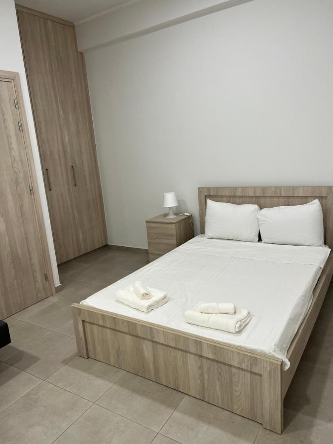Modern City Center Studio Saripolou ลิมาซอล ภายนอก รูปภาพ