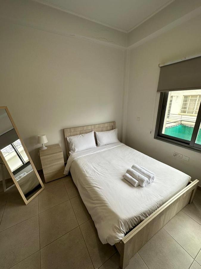 Modern City Center Studio Saripolou ลิมาซอล ภายนอก รูปภาพ